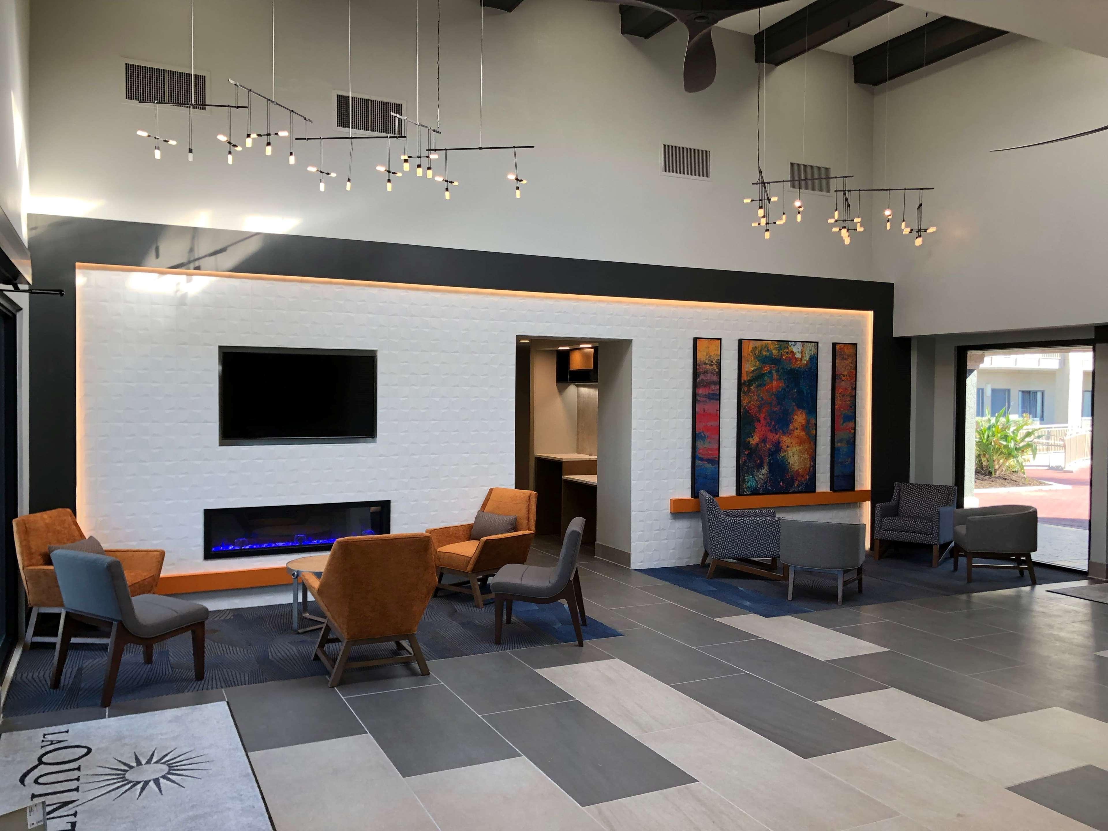 מלון פורט מאיירס La Quinta By Wyndham Ft. Myers - Sanibel Gateway מראה חיצוני תמונה