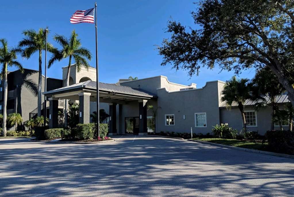 מלון פורט מאיירס La Quinta By Wyndham Ft. Myers - Sanibel Gateway מראה חיצוני תמונה